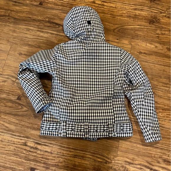 Winter jacket - Picture 2 of 6